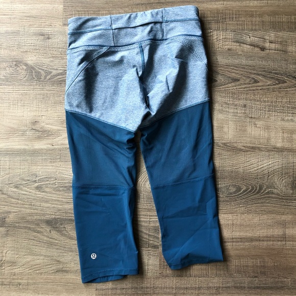 Lululemon Crop Leggings, Size 4 - Picture 3 of 4